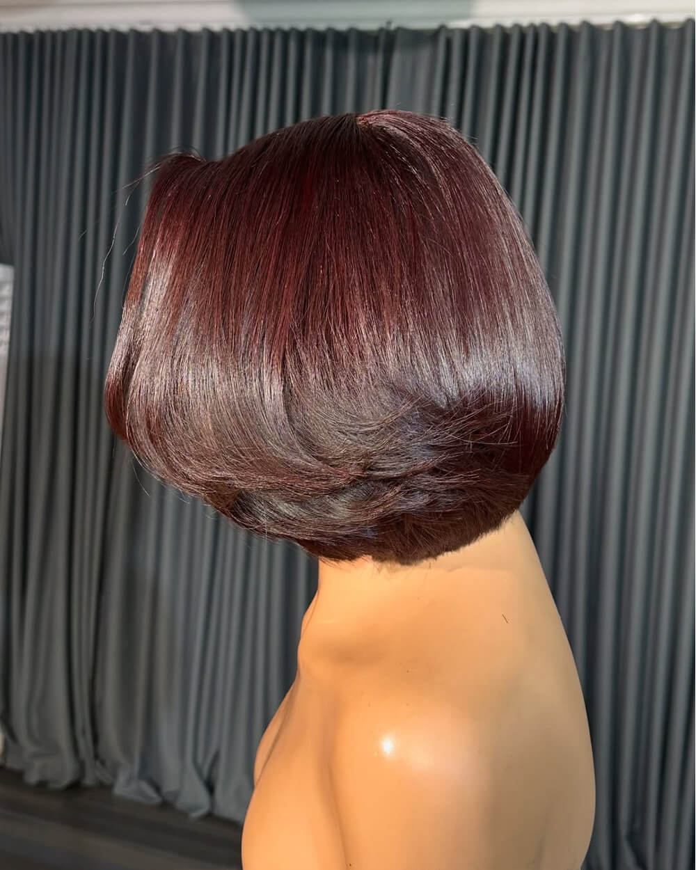 eullair Cherry Burgundy Bob Wig Soft Layered 13x4 Lace Frontal Glueless Wig 10 inch